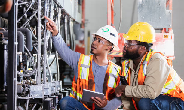Best Electrical Installation Contractor  in Las Quintas Fronterizas, TX